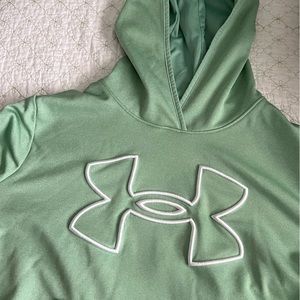 Loose Large Under Armor Sweatshirt